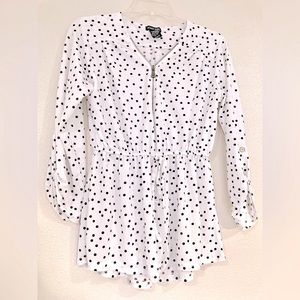 Boho girl white and black polka dot monochrome blouse